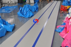 46ft x 6ft x 4in gymnasts cheerleading practice tumbling flips jumps tumblemat gym inflatable air tumble track for sale