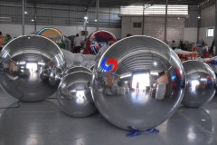 highly reflective supersized hot sale PVC inflatable metallic sealed gold/silver mirror ball sphere for X mas decoration