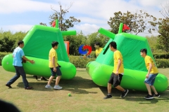 adults children Inflatable team race attraction tank inflatable for corporate team building