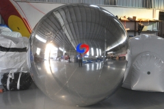 custom brand logo &color huge silver colored metallic mirror balls 4 meters 6m high gIant inflatable silver mirror balls