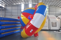 Summer waterpark Thickened PVC inflatable crazy saturn water gyro seesaw boat UFO floating inflatable spinning top boat toy