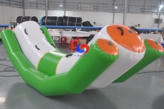 durable 0.9mm PVC swimming pool gyro iceberg floats 1 person single inflatable banana water seesaw rocker for pool games