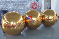 Inflatable Mirror Ball Giant Event Decoration PVC Floating Sphere Mirror Balloon Disco Shinny (Gold)