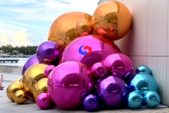 durable mylar outer shell Inflatable chrome ball BIG Shiny Balls perfect addition to any celebration corporate event