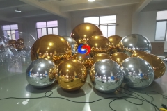 Re-inflatable big shiny balls Giant Inflatable chrome ball ornaments Gold Silver big shiny balloon for multiple uses