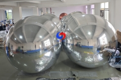 conferences, backyards, pools decor long-lasting Waterproof silver inflatable mirror spheres big shiny balls/balloons