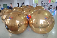 Event sparkling decoration big shiny silver /gold /iridescent mirror chrome balls golden metallic spheres / balloons