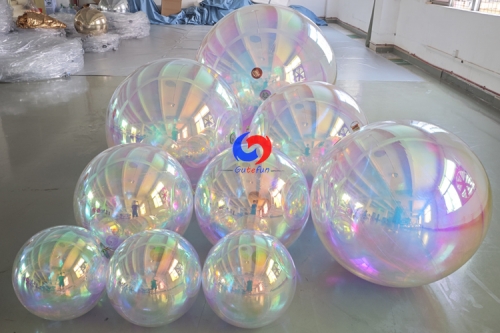 Bespoke Xmas Halloween decor stylist big shiny pearl inflatable mirror balls Giant iridescent balloon balls