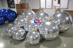 Red/ Gold / Silver /Dark Green /Blue / Pink / Bubble iridescent Big Shiny Inflatable Ornaments for Xmas holiday decor