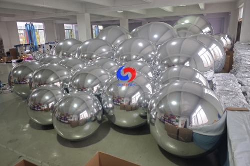 giant shiny silver inflatable mirror balls big shiny silver balls / spheres / balloons for backdrop decorations