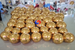 Indoor or outdoor use ceiling decor Giant Gold / Golden big shiny inflatable mirror Orbz/balls/spheres /Balloons