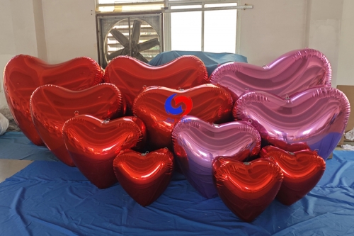 Valentine's day design proposal balloon backdrop setup Giant inflatable mirror balls red , pink big shiny heart model