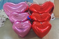 Valentine's day design proposal backdrop setup Giant inflatable heart balloons Pink / red Big Shiny Hearts / balls