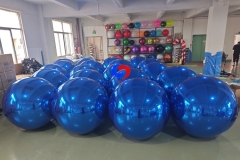 Perfect event backdrop decoration ideas big shiny blue metallic balloons stunning inflatable blue shiny balls